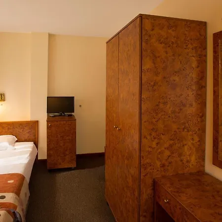 Victoria - Free Parking 3* Μπόροβετς
